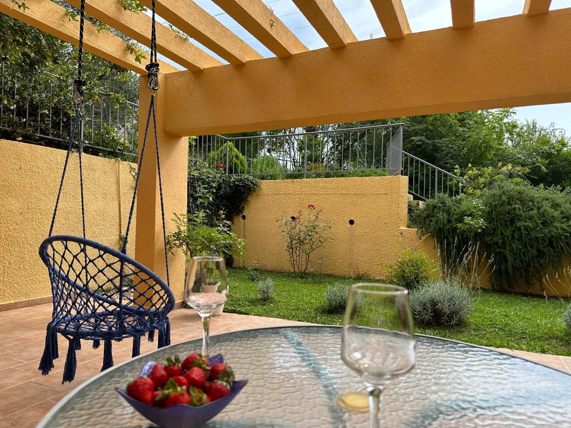 Villa Risan Apartments Exterior foto